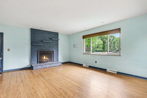 Tiny photo for 3140 Fishinger Road, Columbus, OH 43221 (MLS # 226020868)