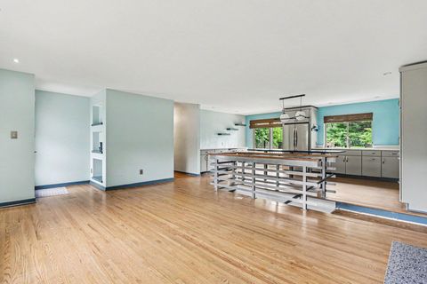 Tiny photo for 3140 Fishinger Road, Columbus, OH 43221 (MLS # 226020868)