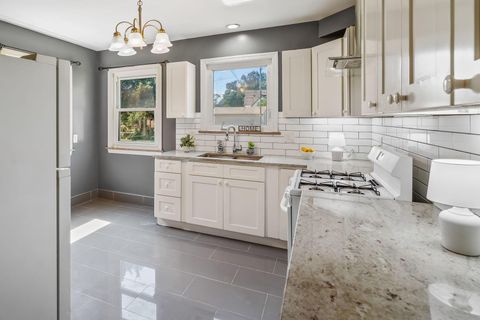 Tiny photo for 121 N Terrace Avenue, Columbus, OH 43204 (MLS # 226002434)