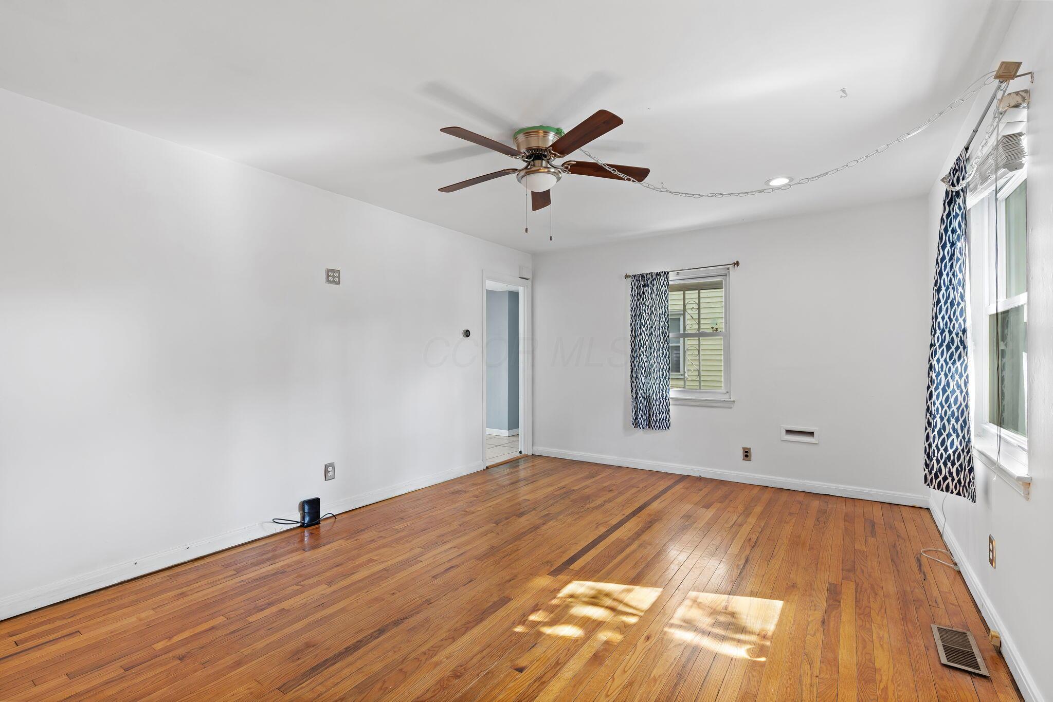 3204 Mcguffey Road, Columbus, Ohio image 4