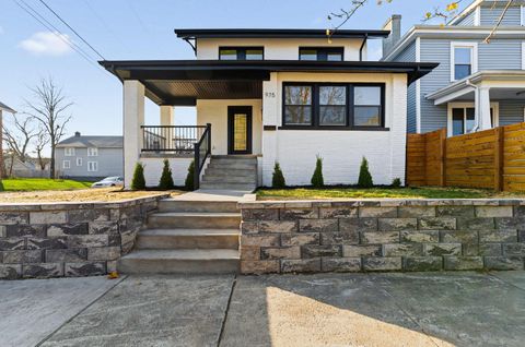 Photo of 975 Carpenter Street, Columbus, OH 43206 (MLS # 225043226)