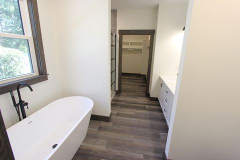 Tiny photo for 2599 Apple Valley Drive, Howard, OH 43028 (MLS # 225037687)