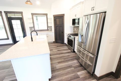 Tiny photo for 2599 Apple Valley Drive, Howard, OH 43028 (MLS # 225037687)