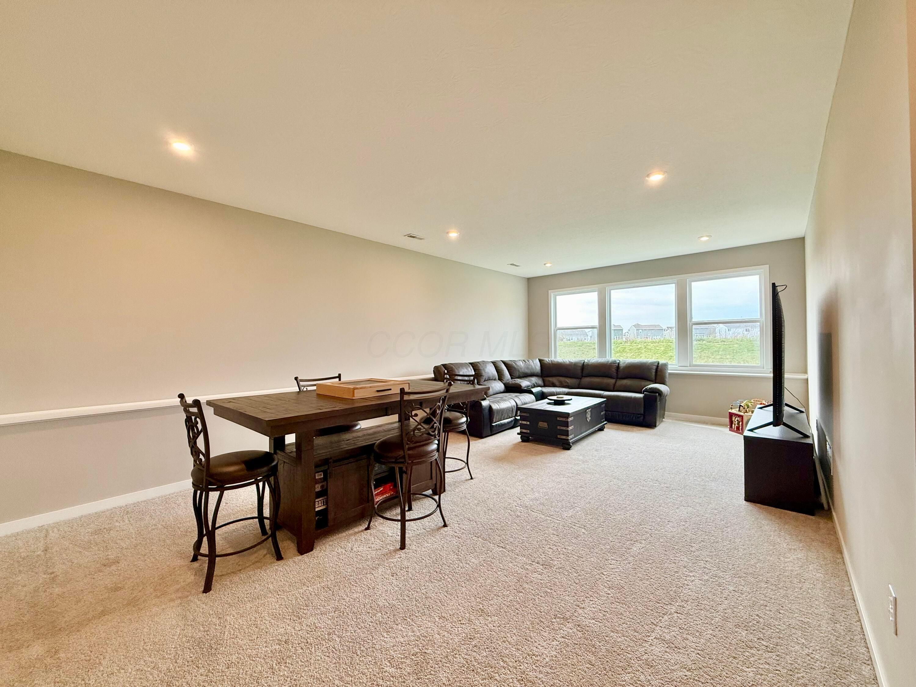 1160 Miami Drive, Marysville, Ohio image 40