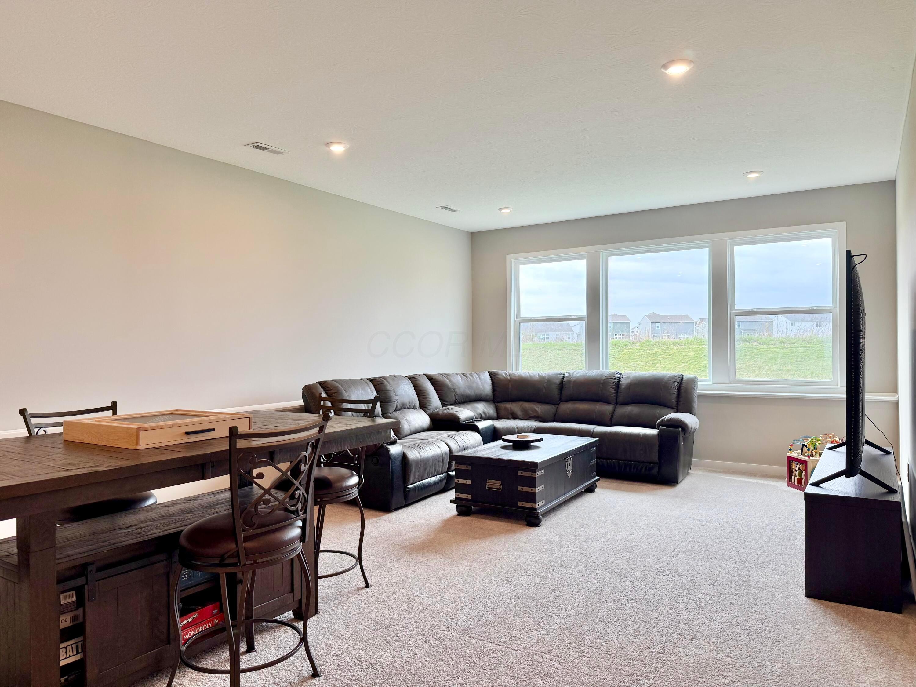 1160 Miami Drive, Marysville, Ohio image 39