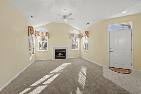 Tiny photo for 4189 Waterside Place 9 #9, Grove City, OH 43123 (MLS # 225045608)