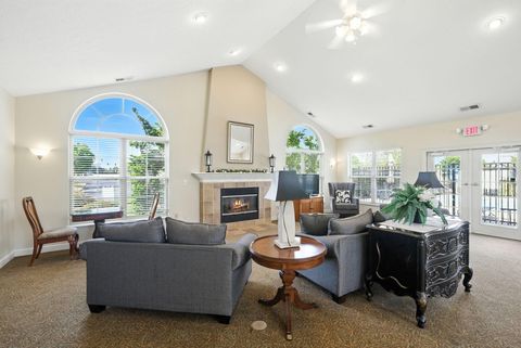 Tiny photo for 4189 Waterside Place 9 #9, Grove City, OH 43123 (MLS # 225045608)