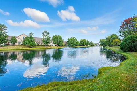 Tiny photo for 4189 Waterside Place 9 #9, Grove City, OH 43123 (MLS # 225045608)