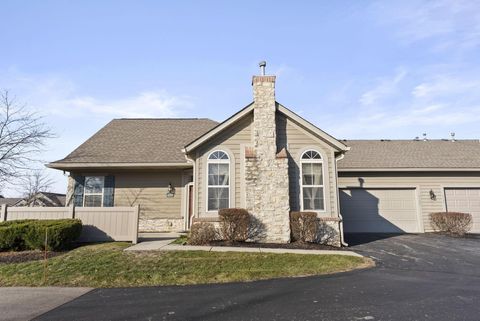 Tiny photo for 4189 Waterside Place 9 #9, Grove City, OH 43123 (MLS # 225045608)