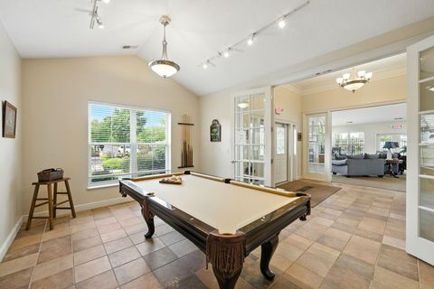 Tiny photo for 4189 Waterside Place 9 #9, Grove City, OH 43123 (MLS # 225045608)