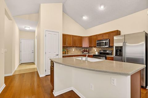 Tiny photo for 6931 Rothwell Street, New Albany, OH 43054 (MLS # 225044239)