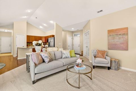 Tiny photo for 6931 Rothwell Street, New Albany, OH 43054 (MLS # 225044239)