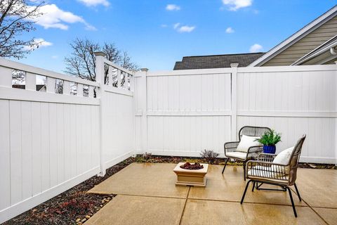 Tiny photo for 6931 Rothwell Street, New Albany, OH 43054 (MLS # 225044239)