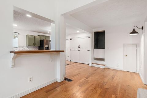 Tiny photo for 221 Eastwood Avenue, Westerville, OH 43081 (MLS # 226000745)