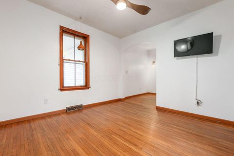 Tiny photo for 221 Eastwood Avenue, Westerville, OH 43081 (MLS # 226000745)