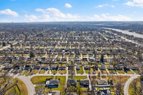 Tiny photo for 2668 Edgevale Road, Upper Arlington, OH 43221 (MLS # 226005301)