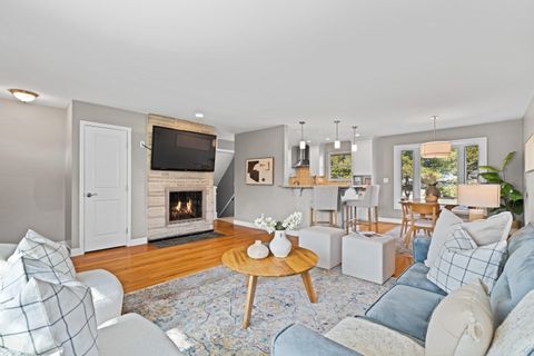 Tiny photo for 2668 Edgevale Road, Upper Arlington, OH 43221 (MLS # 226005301)