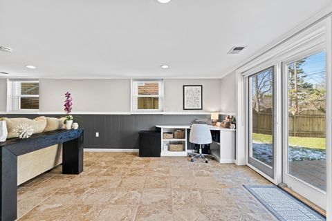 Tiny photo for 2668 Edgevale Road, Upper Arlington, OH 43221 (MLS # 226005301)