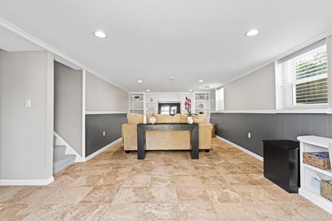 Tiny photo for 2668 Edgevale Road, Upper Arlington, OH 43221 (MLS # 226005301)