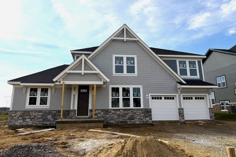 Photo of 1327 Blueberry Cove, Grove City, OH 43123 (MLS # 225045663)