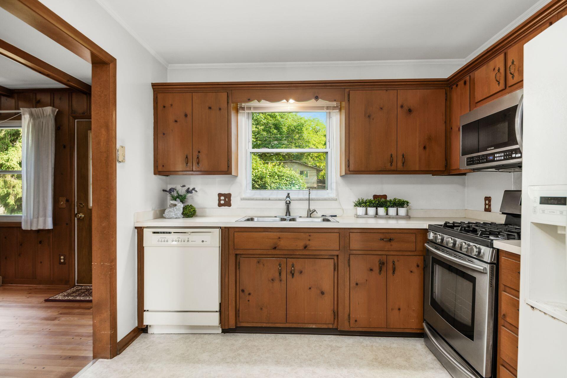 738 Stinson Drive, Columbus, Ohio image 11