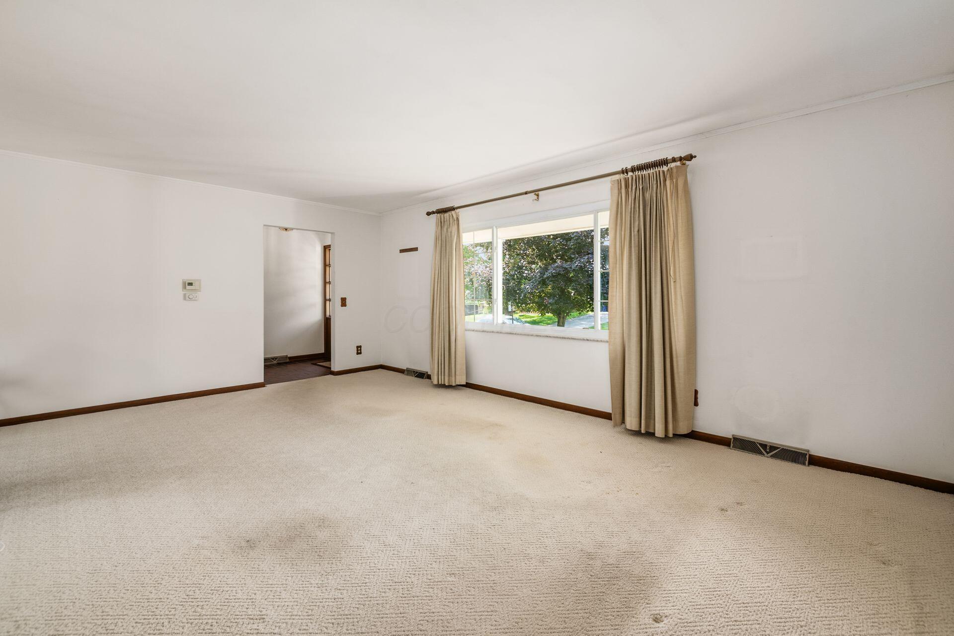 738 Stinson Drive, Columbus, Ohio image 8
