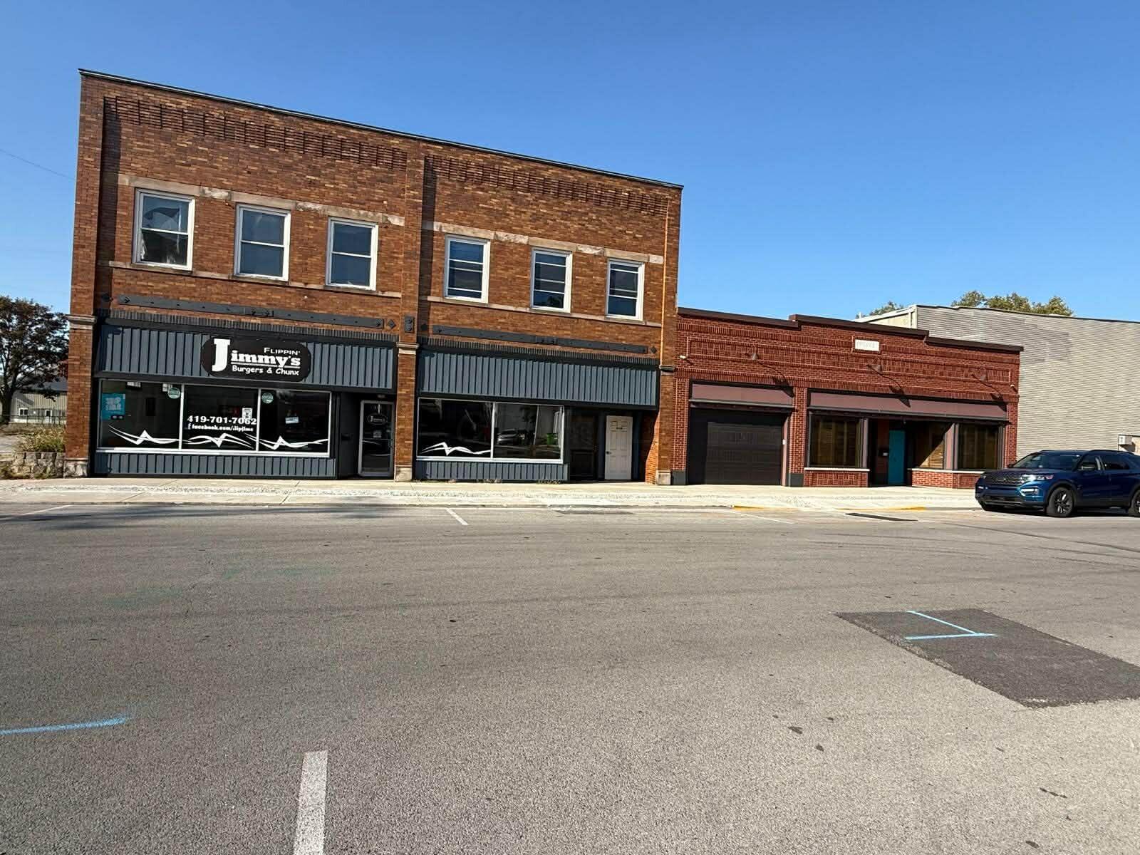 116 W North Street 118