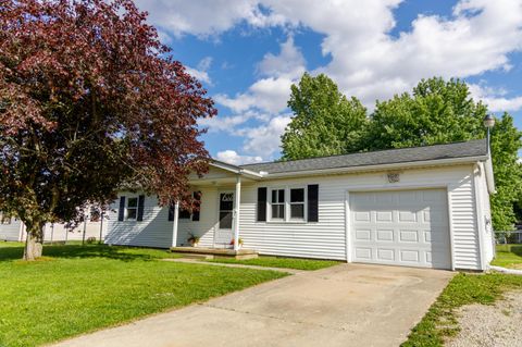 Photo of 118 Berkshire Road, London, OH 43140 (MLS # 226014901)