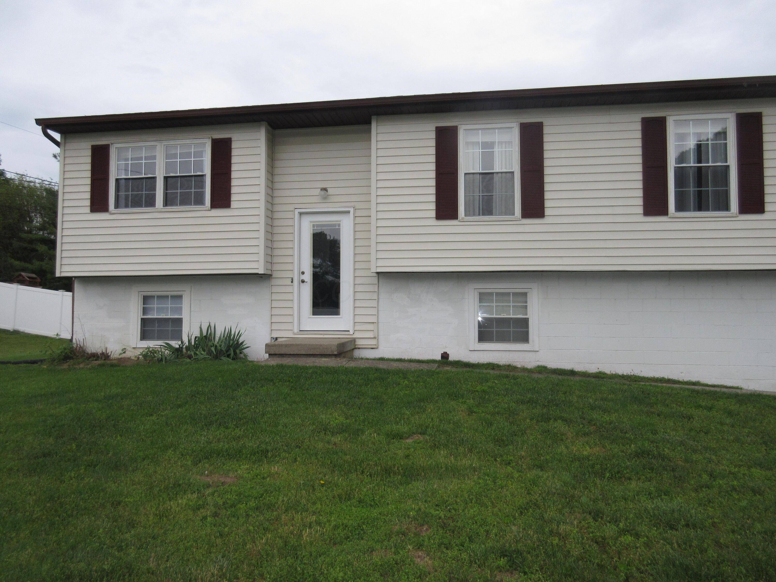 632 Licking View Drive, Heath, Ohio image 2
