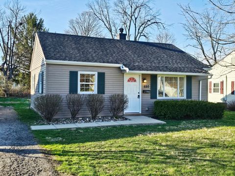 Photo of 520 Albin Avenue, Washington Court House, OH 43160 (MLS # 226008535)