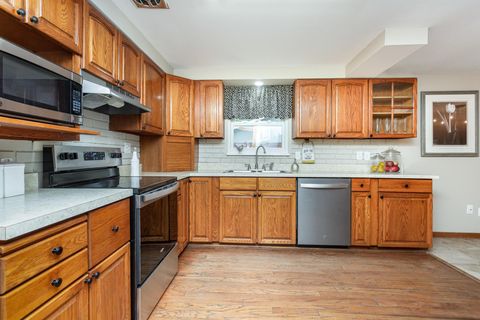 Tiny photo for 3544 Madrid Drive, Westerville, OH 43081 (MLS # 225040556)