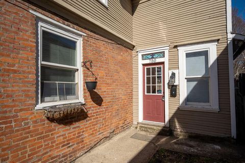Photo of 750 S 3rd Street, Columbus, OH 43206 (MLS # 226013402)