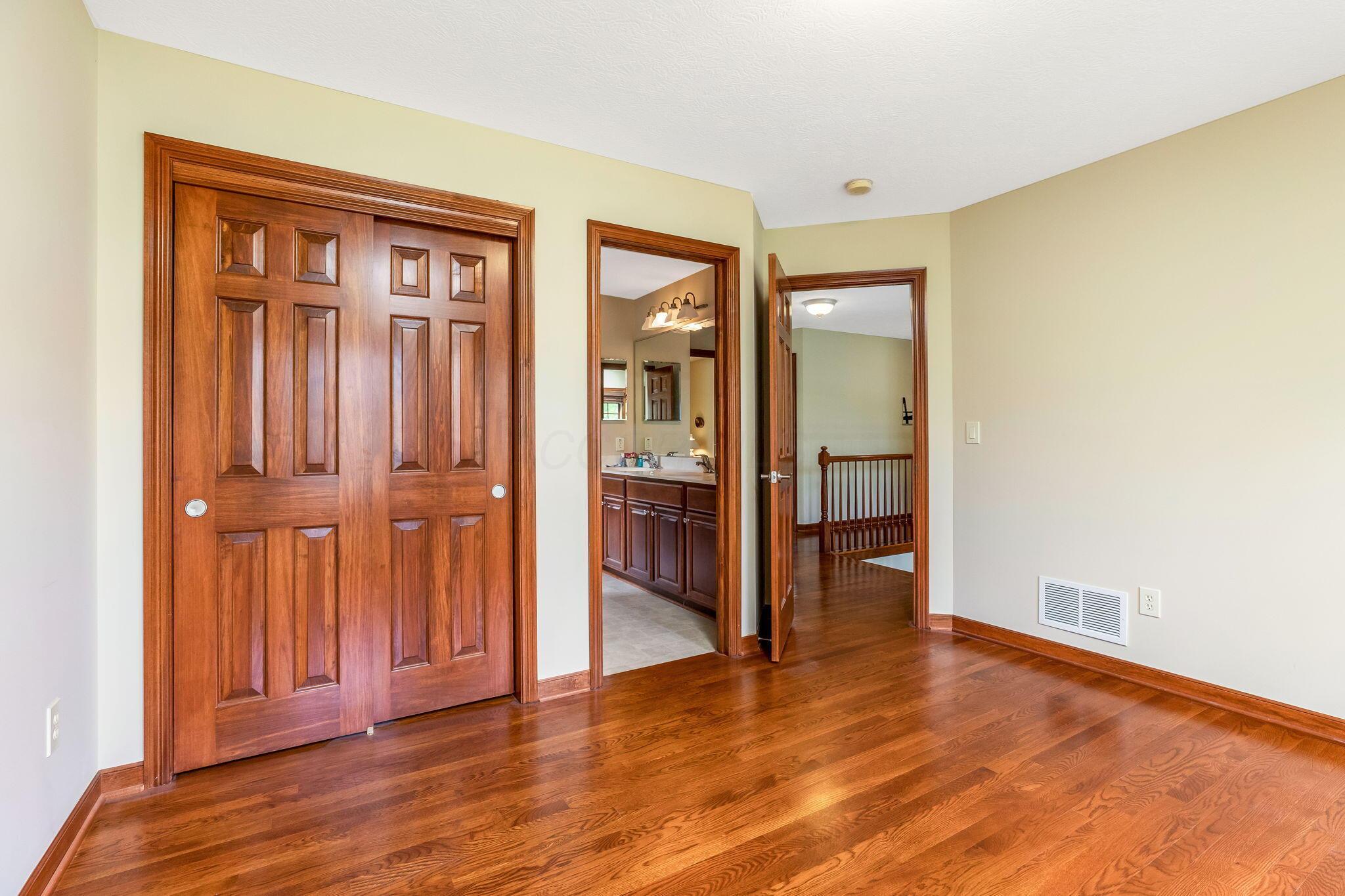 7031 Bold Forbes Court, Blacklick, Ohio image 35