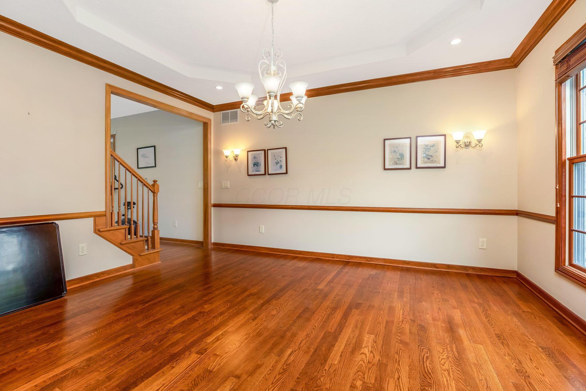 7031 Bold Forbes Court, Blacklick, Ohio image 8