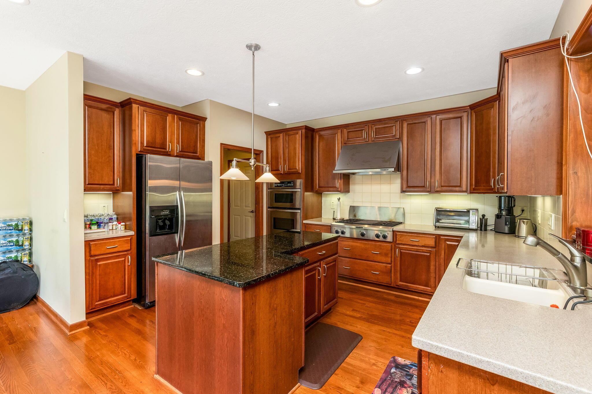 7031 Bold Forbes Court, Blacklick, Ohio image 20