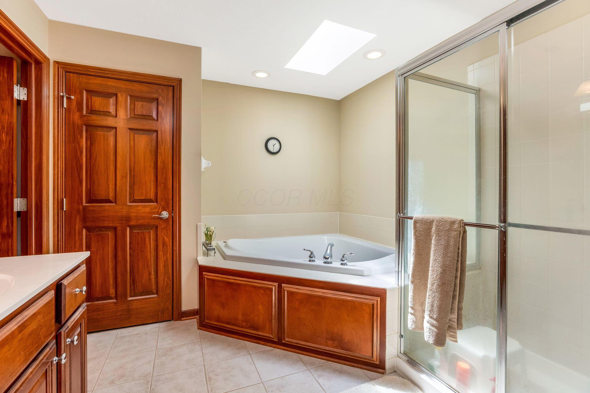7031 Bold Forbes Court, Blacklick, Ohio image 47