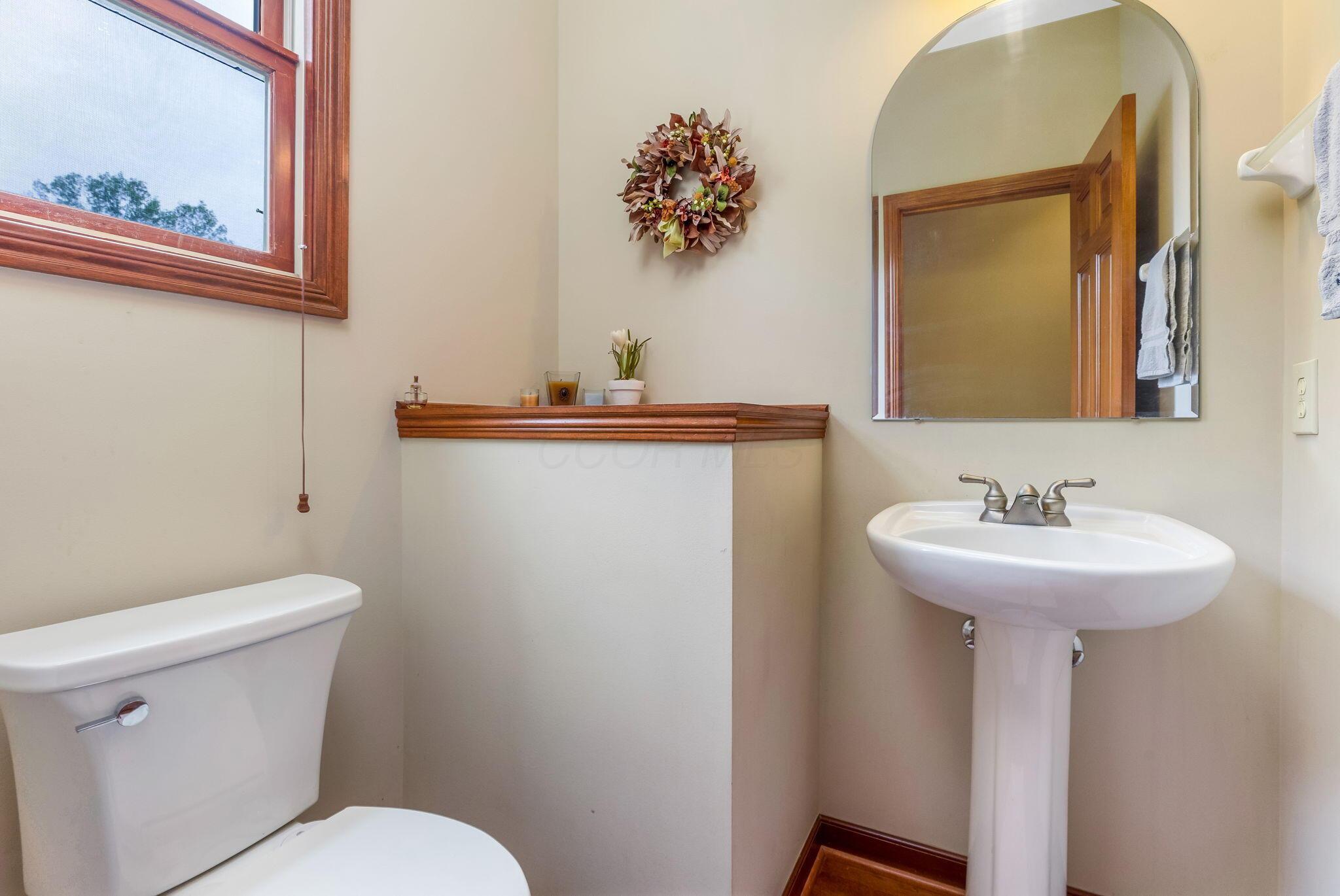 7031 Bold Forbes Court, Blacklick, Ohio image 26
