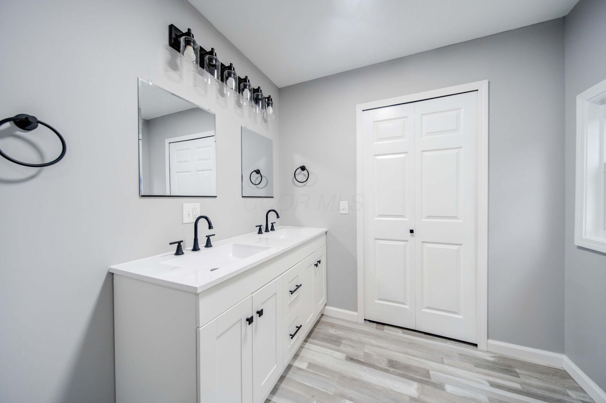 1737 Vernonview Drive, Mount Vernon, Ohio image 33