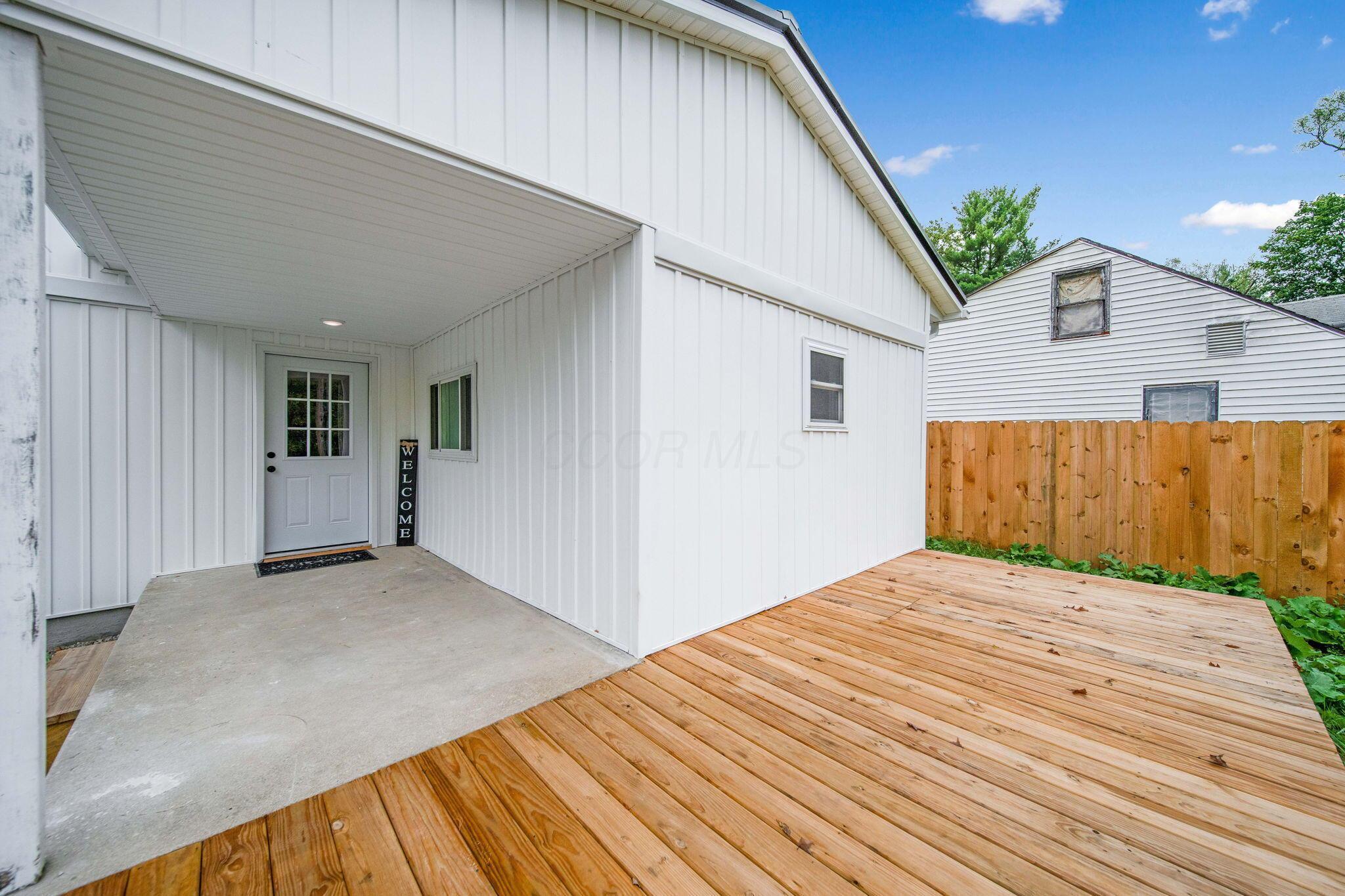 1737 Vernonview Drive, Mount Vernon, Ohio image 9