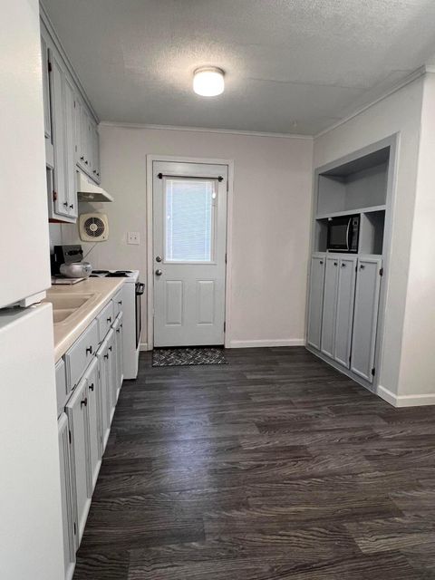 Tiny photo for 2901 Parsons Avenue, Columbus, OH 43207 (MLS # 225041853)