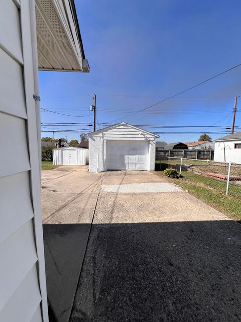 Tiny photo for 2901 Parsons Avenue, Columbus, OH 43207 (MLS # 225041853)