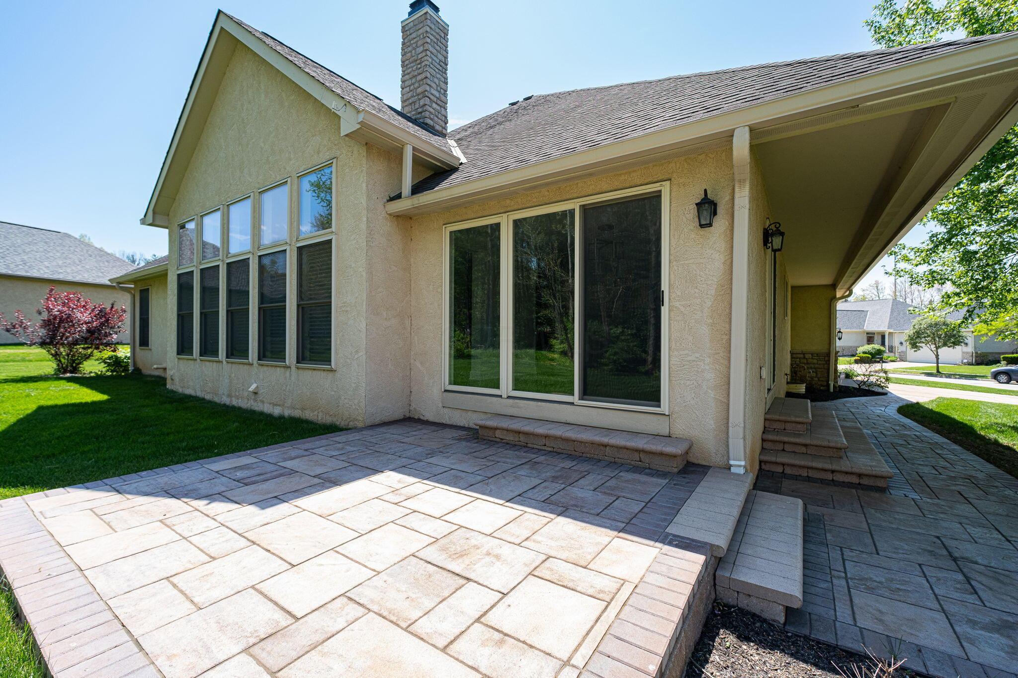 405 Connors Grove