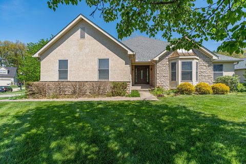 Photo of 405 Connors Grove, Columbus, OH 43213 (MLS # 226015007)