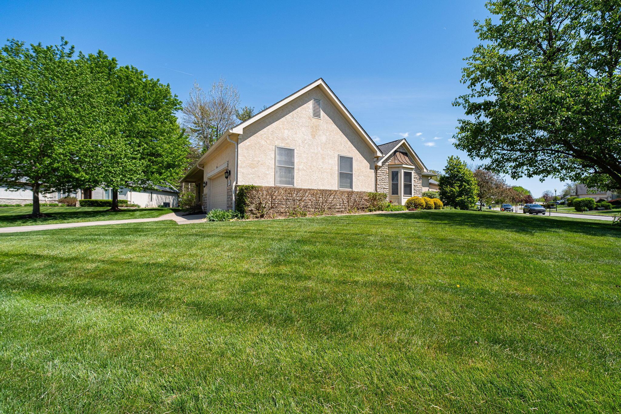 405 Connors Grove