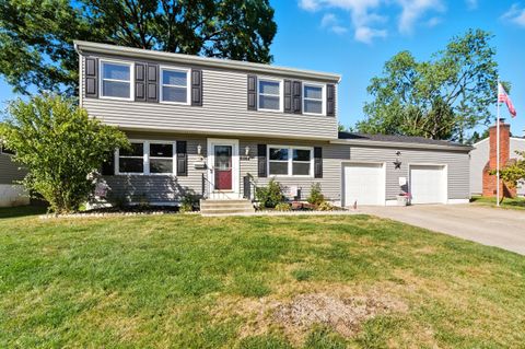 Photo of 6564 Red Fox Road, Reynoldsburg, OH 43068 (MLS # 225034748)