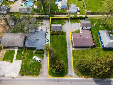 Photo of 1947 Hopkins Avenue, Columbus, OH 43223 (MLS # 226012620)