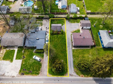 Photo of 1947 Hopkins Avenue, Columbus, OH 43223 (MLS # 226012620)