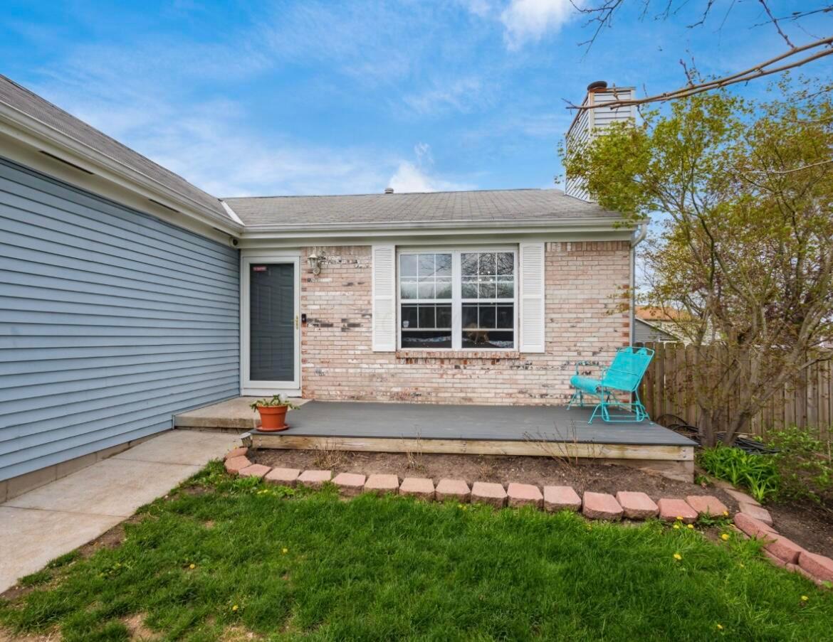 2400 Altenburg Court, Grove City, Ohio image 4