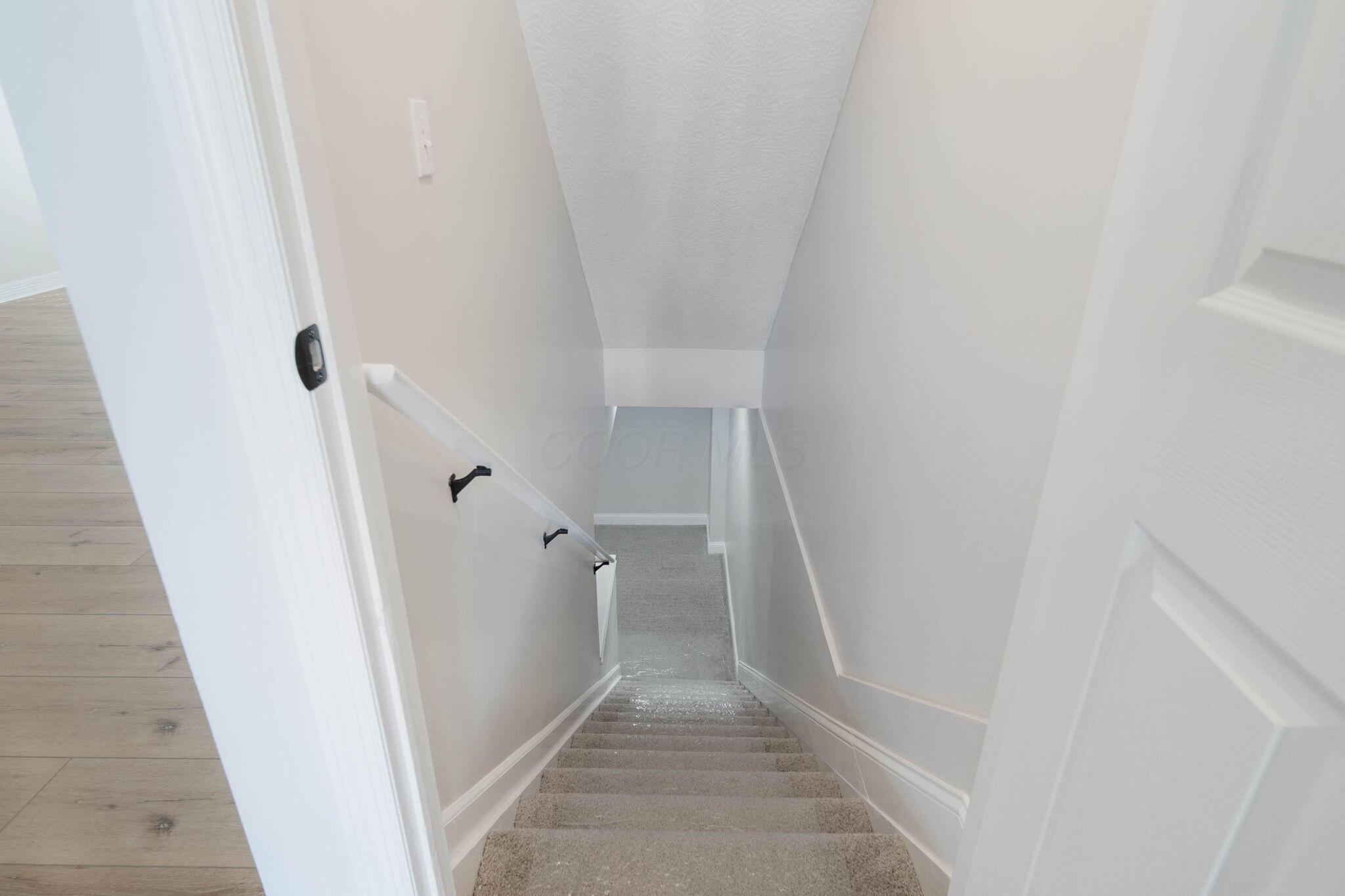 8849 Juneberry Road, Lewis Center, Ohio image 35