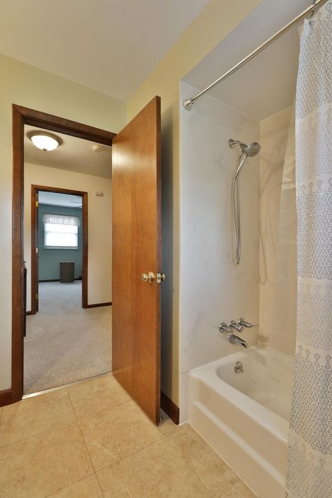 Tiny photo for 1064 Hillsdale Drive, Columbus, OH 43224 (MLS # 225042102)